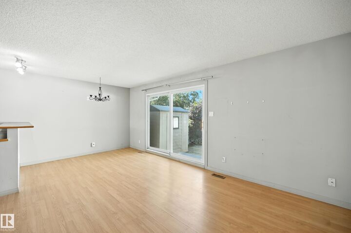 Property Photo: 11406 139 Avenue NW AB T5X 3L4