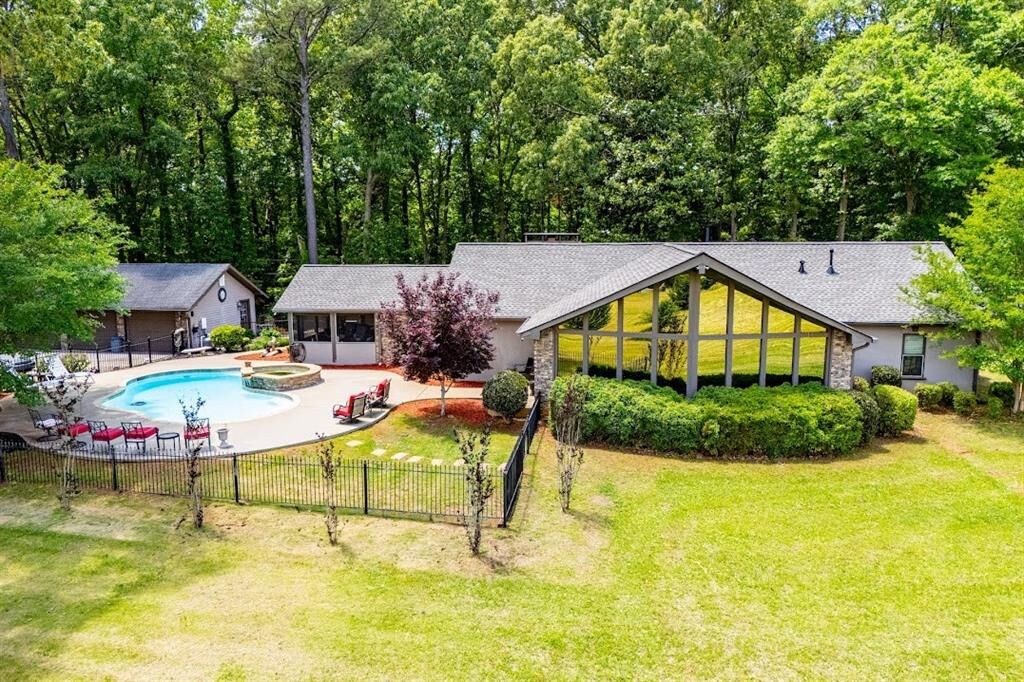 Property Photo:  1050 Denton Road  GA 30134 