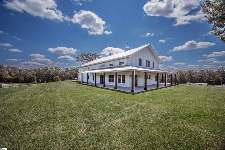 Property Photo: 142 Fish Camp Road SC 29642