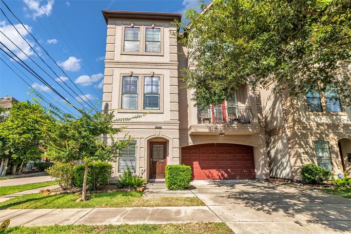 Property Photo:  1305 Studer Court  TX 77007 