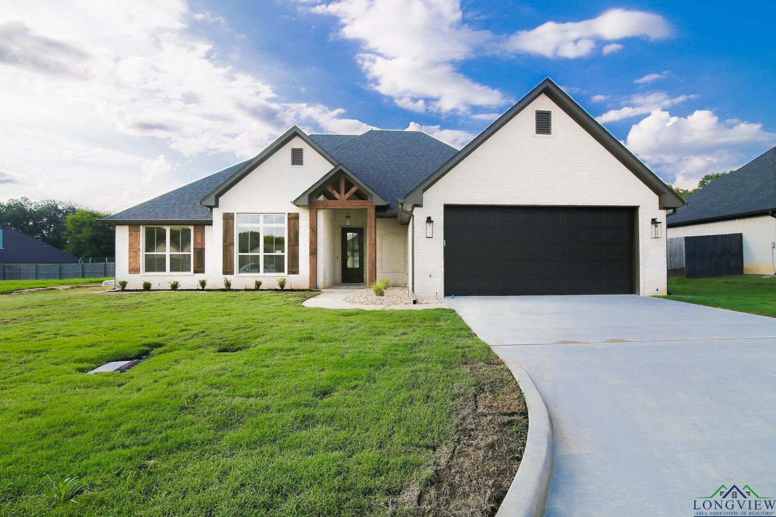 Property Photo:  208 Lafoy Ln Central Trace  TX 75650 
