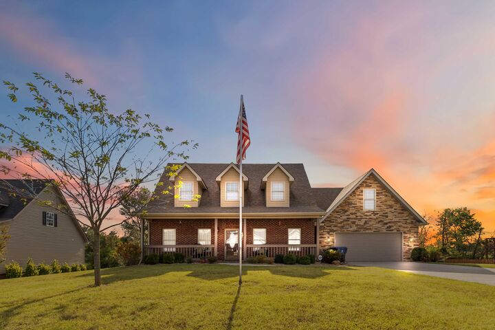 Property Photo:  402 Whisper Woods Drive  KY 42503 