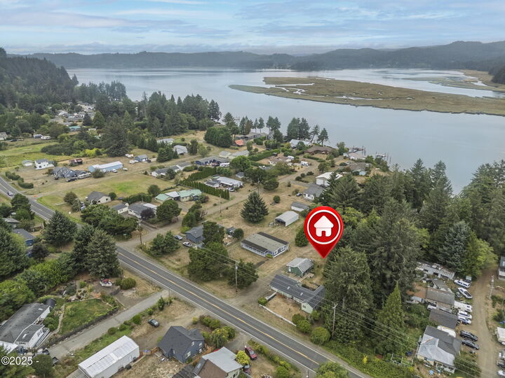 Property Photo:  2350 E Alsea Highway  OR 97394 