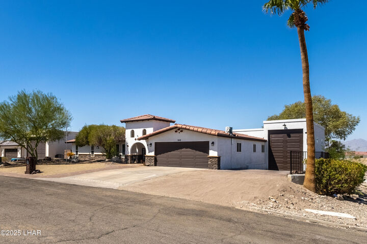 1881 Pinion Tree Dr  Lake Havasu City AZ 86406 photo
