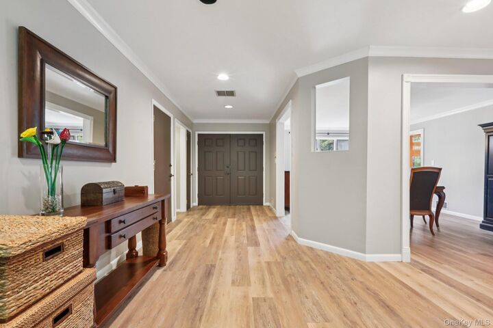 Property Photo: 7 Elizabeth Court NY 10977