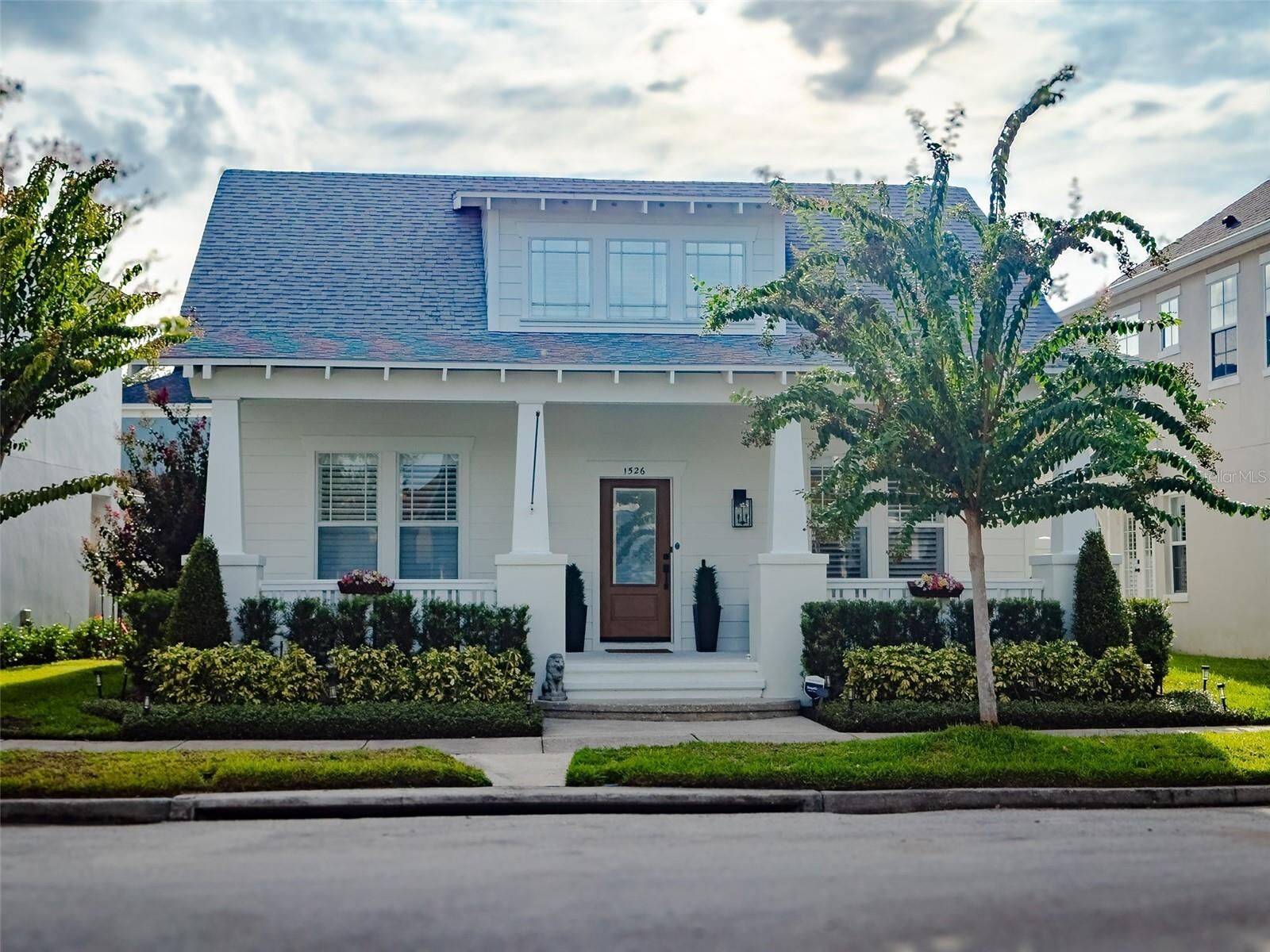 Property Photo: 1526 Almond Avenue FL 32814
