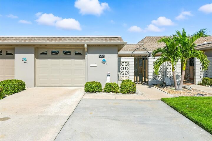 Property Photo:  543 Boca Ciega Point Boulevard N 2709  FL 33708 