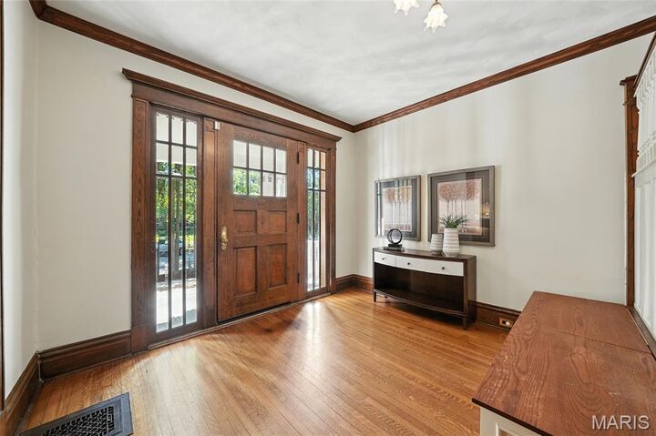 Property Photo: 6109 McPherson Avenue MO 63112