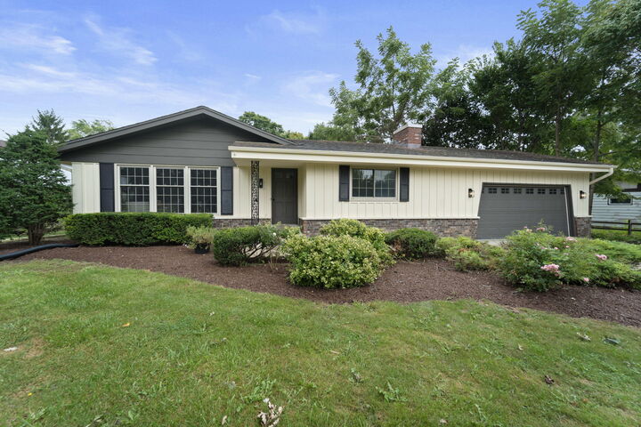Property Photo: 3543 W Hilltop Ln WI 53132
