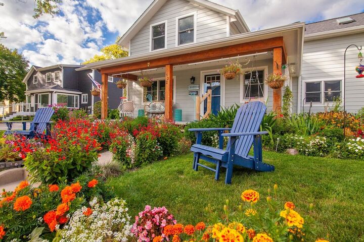 Property Photo: 622 E Grove St WI 53066