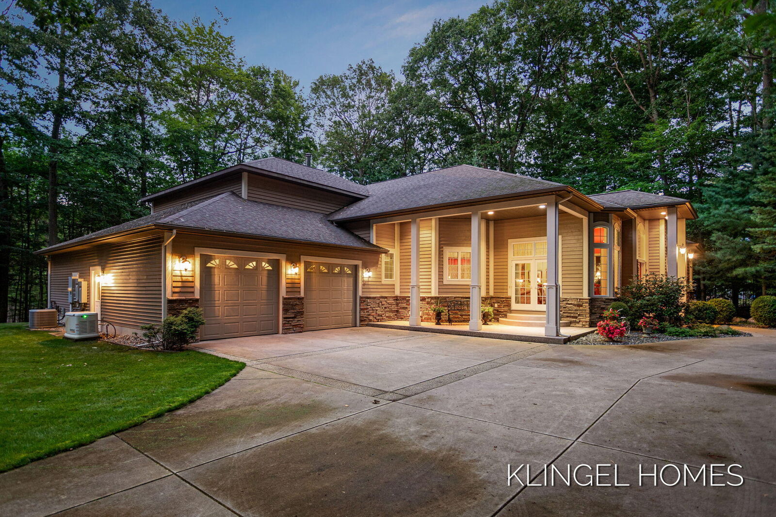 Property Photo: 6240 Scenic Woods Circle N MI 49445