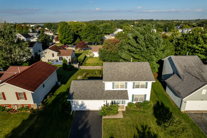 Property Photo:  386 Brett Place  IL 61107 