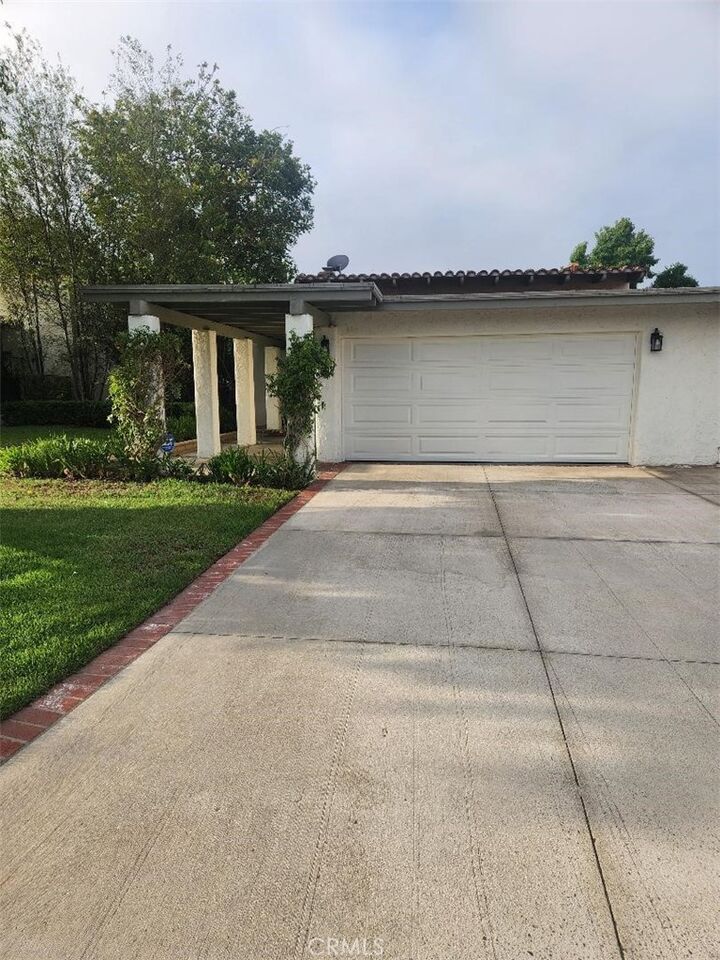 525 Vista Flora  Newport Beach CA 92660 photo