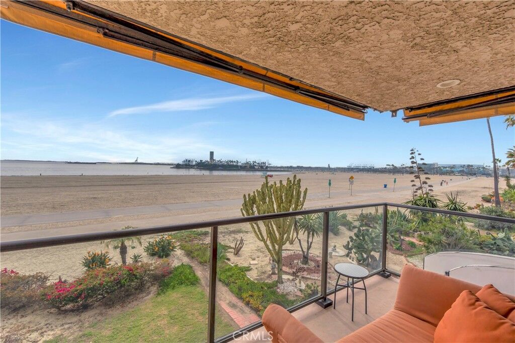 Property Photo: 1230 E Ocean Boulevard 201 CA 90802