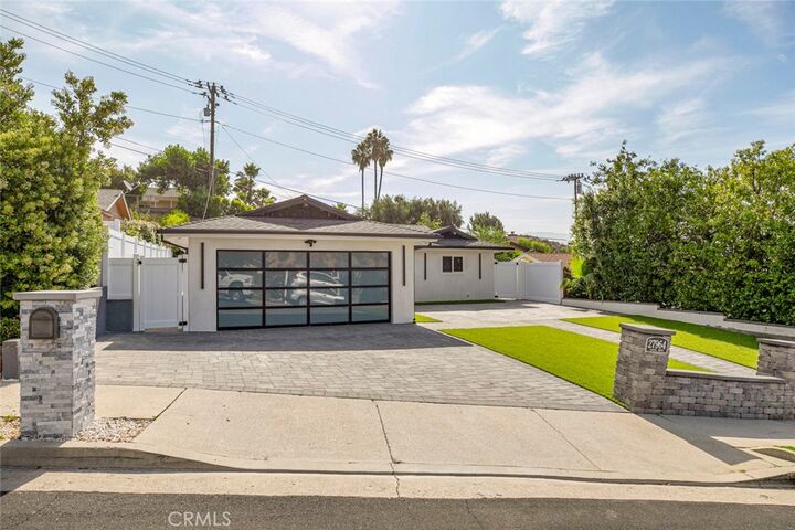 Property Photo: 27964 Carvel Drive CA 91351