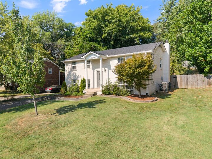Property Photo: 4947 Sherman Oaks Dr TN 37211