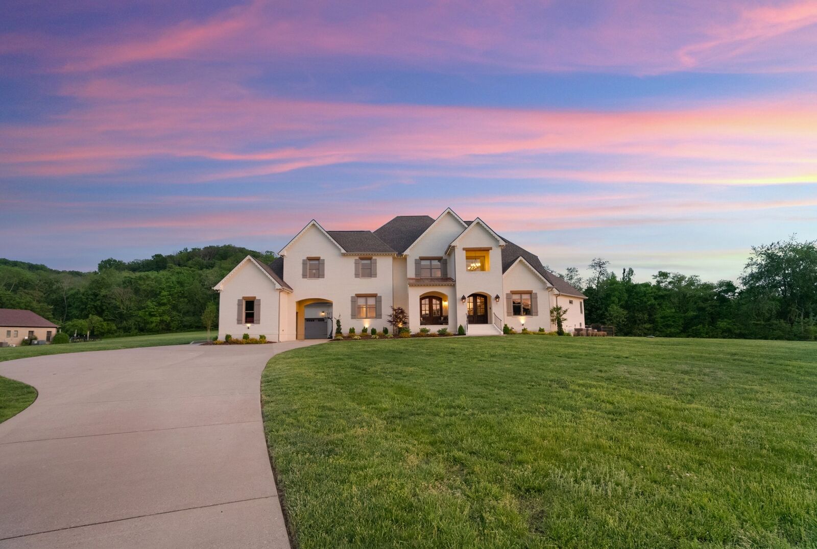 Property Photo:  5507 Broken Ridge Hollow Ln  TN 37179 