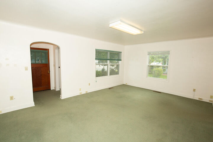 Property Photo:  609 S 1st Street  MT 59840 