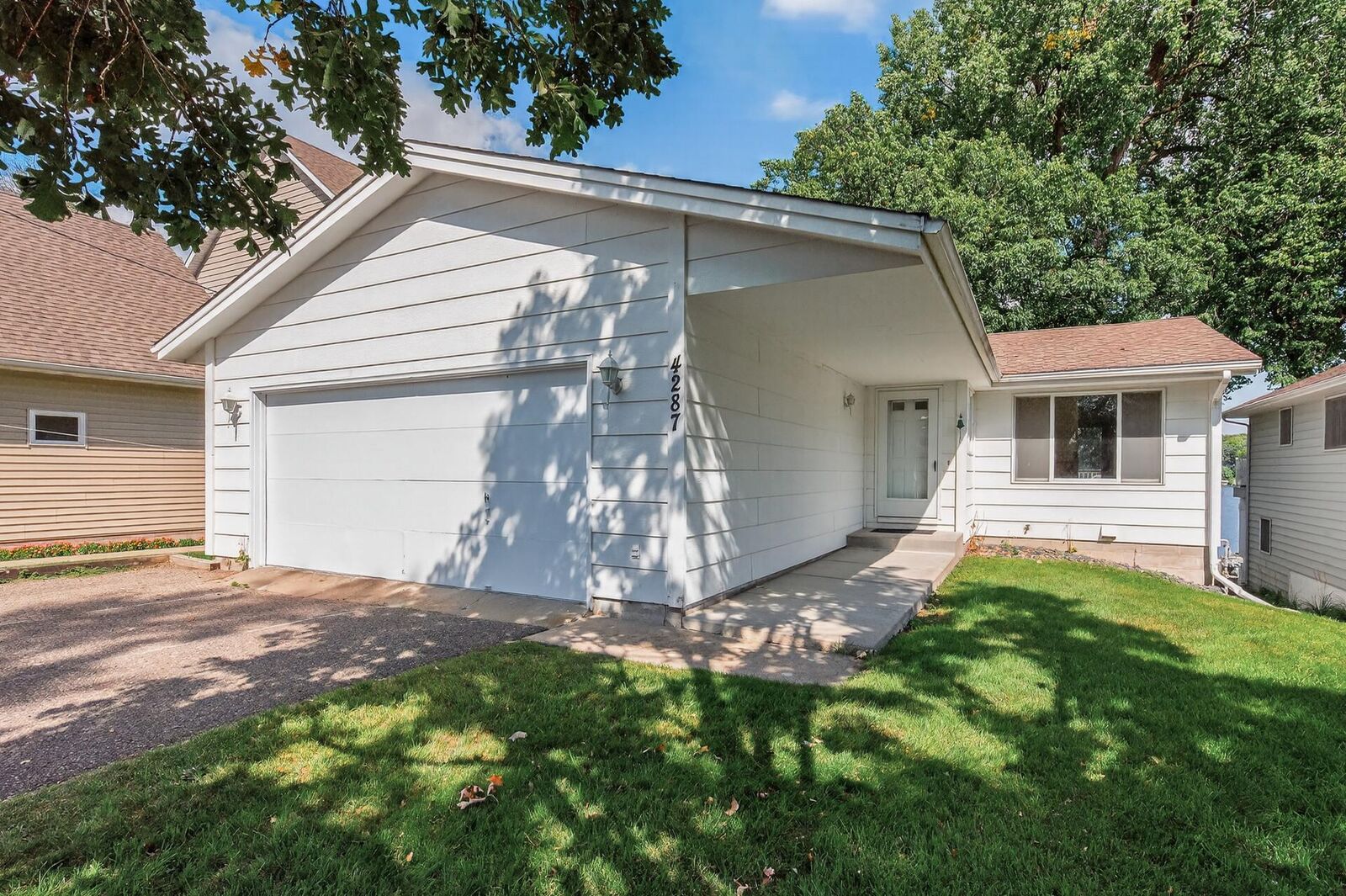 Property Photo: 4287 Grainwood Circle NE MN 55372