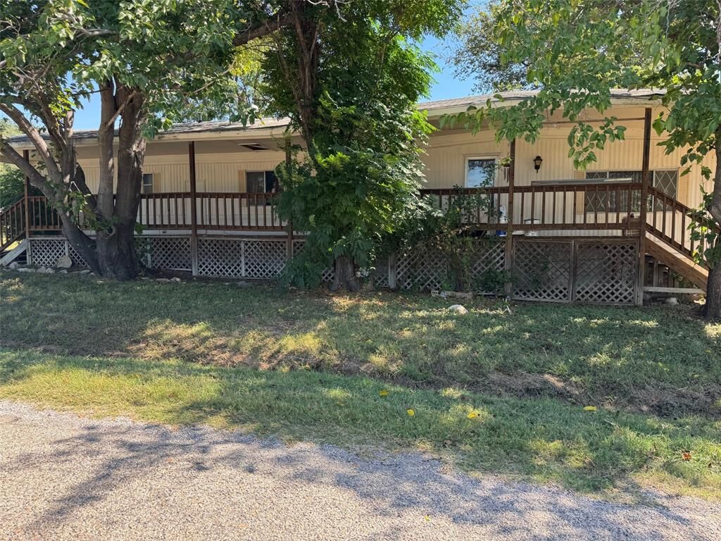 Property Photo: 3519 Gerry Drive TX 76049