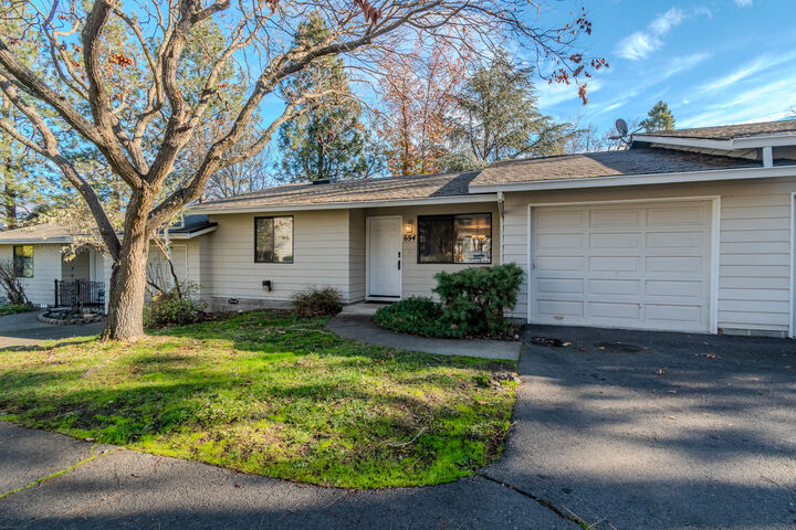 Property Photo:  694 Normal Avenue  OR 97520 