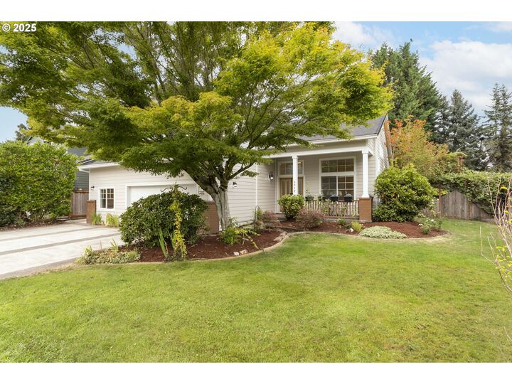 Property Photo: 3312 NW 116th Way WA 98685