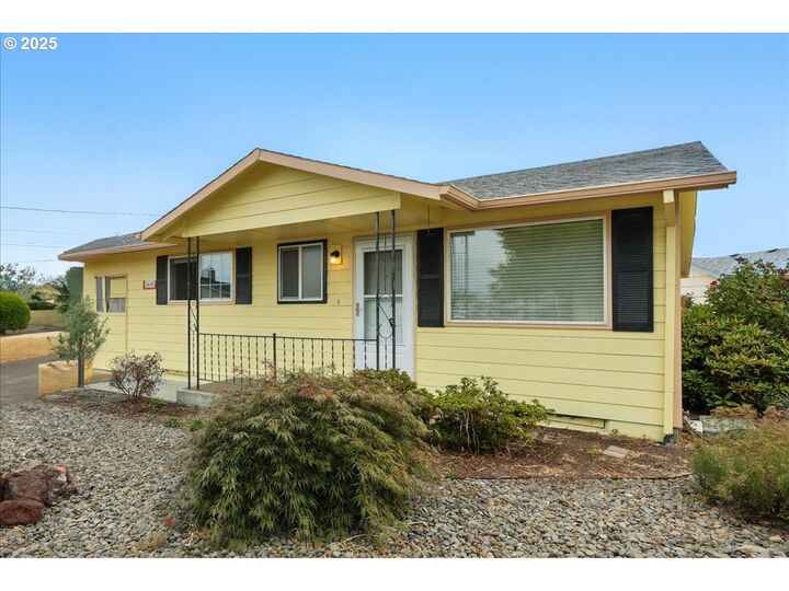 Property Photo:  1610 Thompson Rd  OR 97071 
