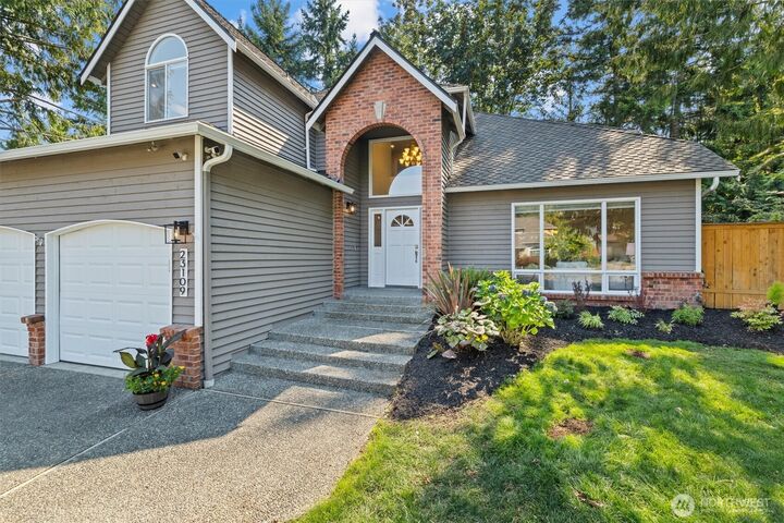 Property Photo:  23109 NE 18th Place  WA 98074 