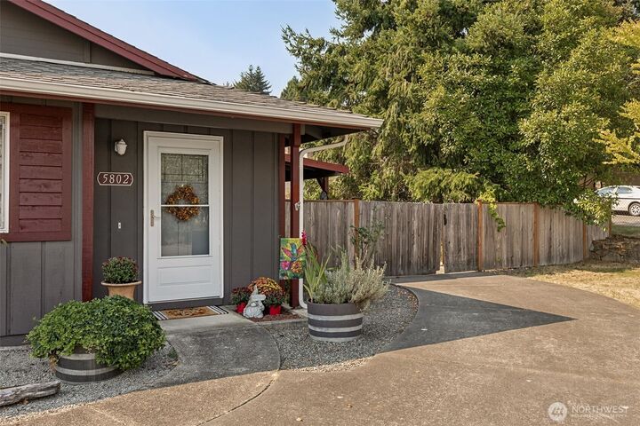 Property Photo:  5802 S Mullen Street  WA 98409 