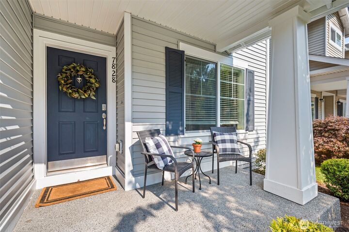 Property Photo: 7828 Cortland Avenue SE WA 98065