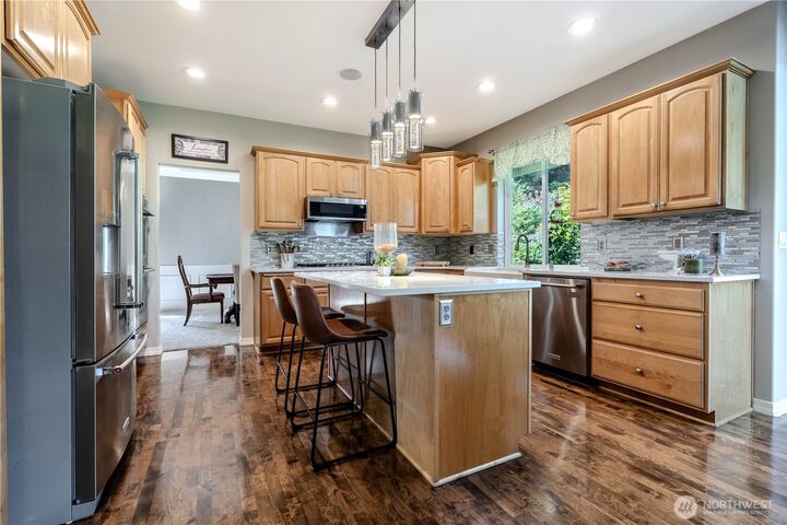 Property Photo: 6803 77th Street Ct E WA 98371