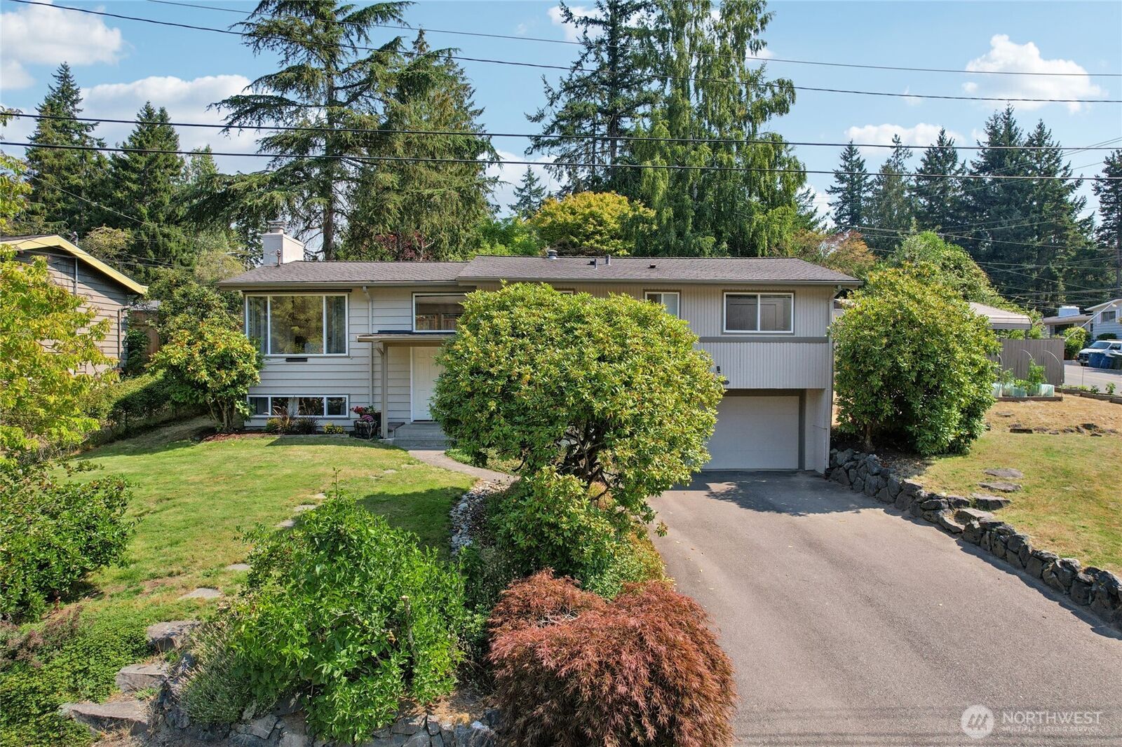 Property Photo:  23325  97th Place W  WA 98020 