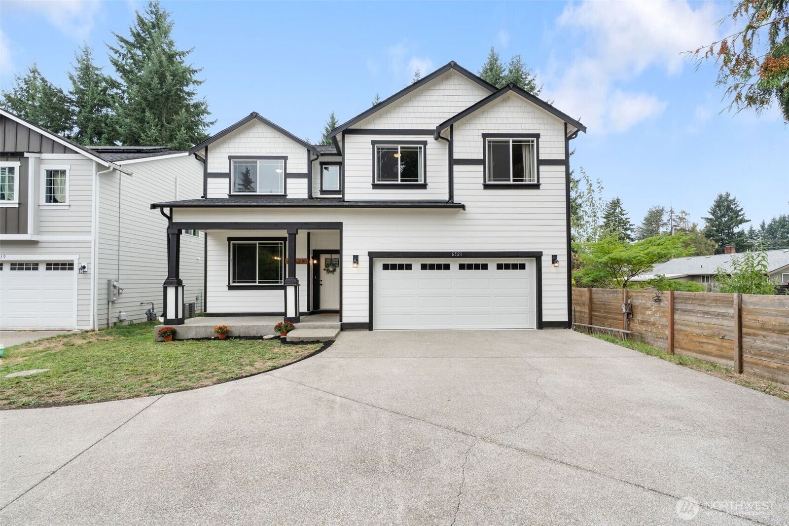 Property Photo:  6521  Huron Lane SE  WA 98501 