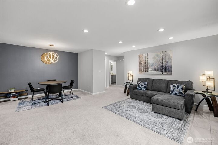 Property Photo:  21925  7th Ave S 101  WA 98198 
