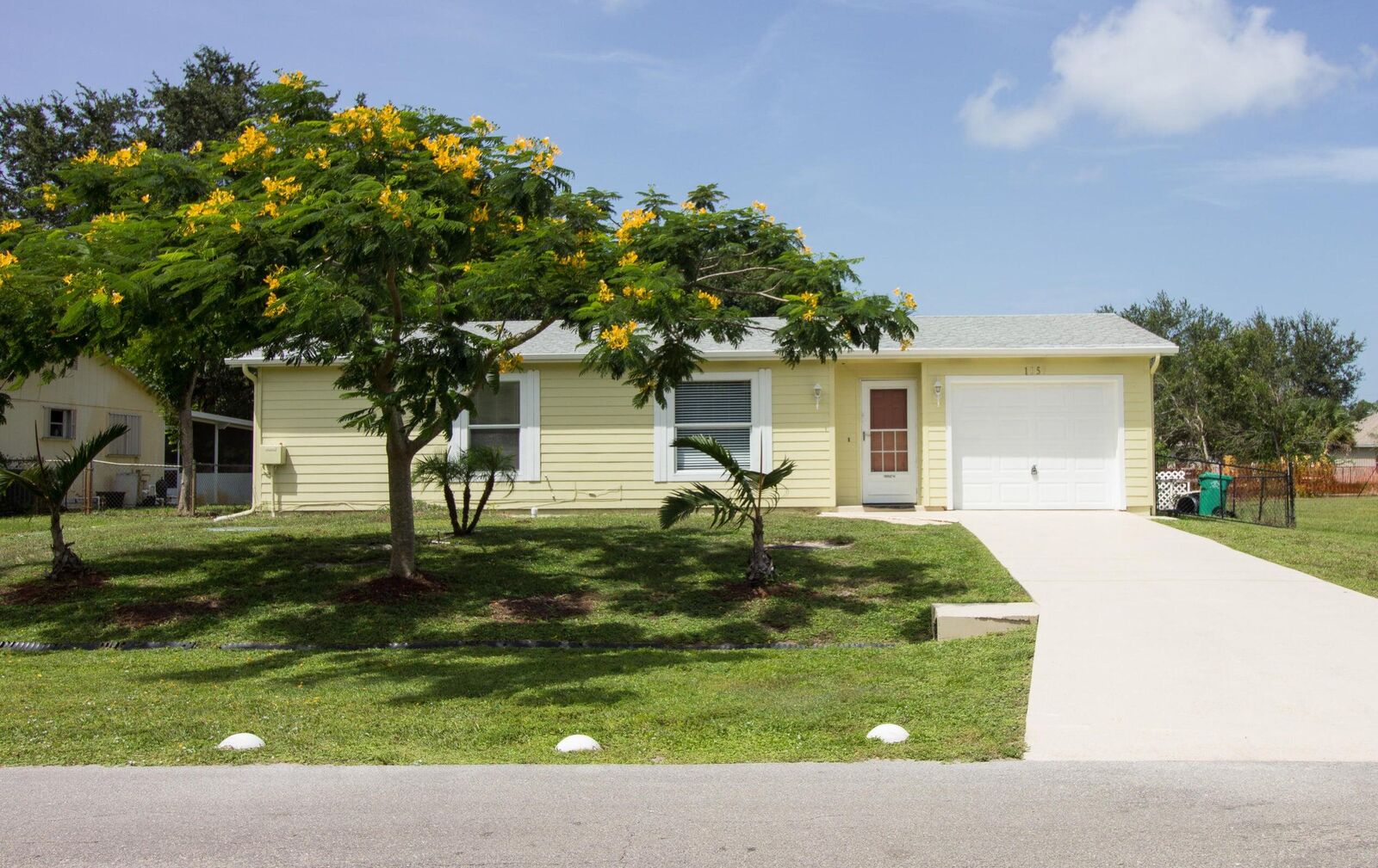 Property Photo: 1057 SW Gastador Avenue FL 34953