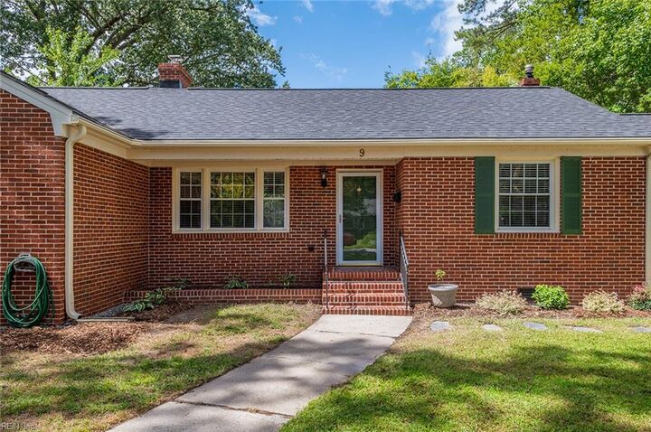 Property Photo:  9 Pendleton St  VA 23606 
