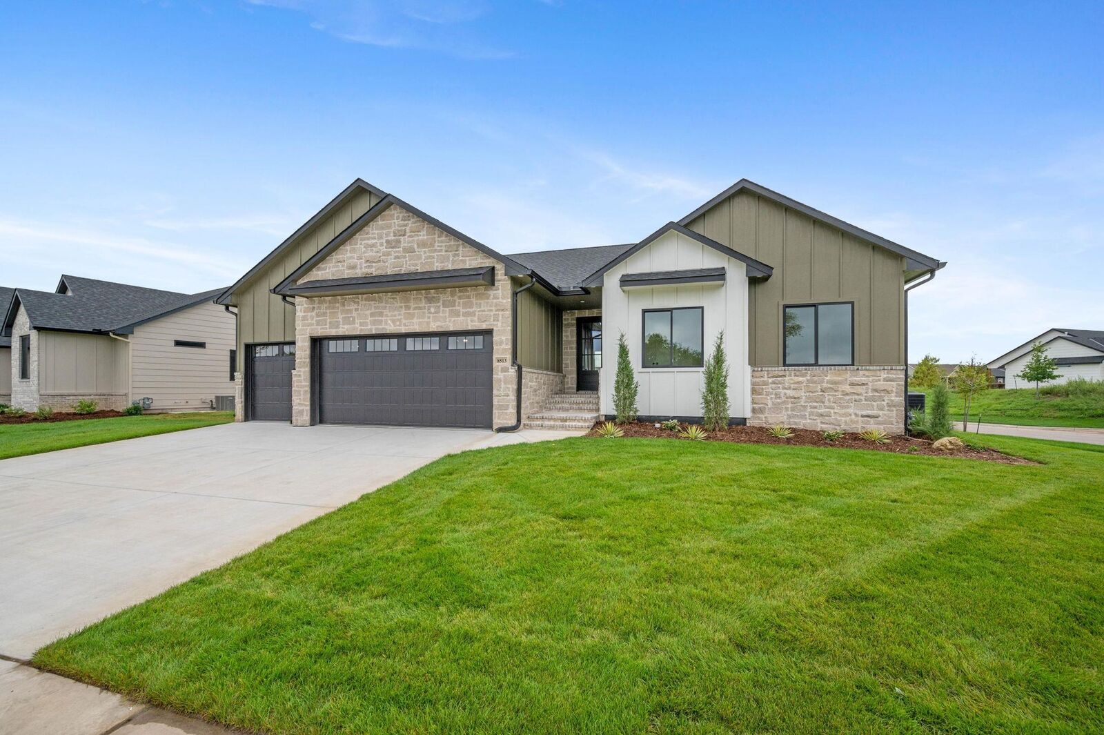 Property Photo:  8513 W Pebble St  KS 67101 