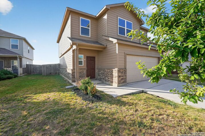 Property Photo: 13012 Lineberry Ln TX 78152