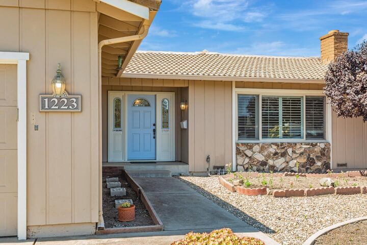 Property Photo: 1223 La Canada Way CA 93901