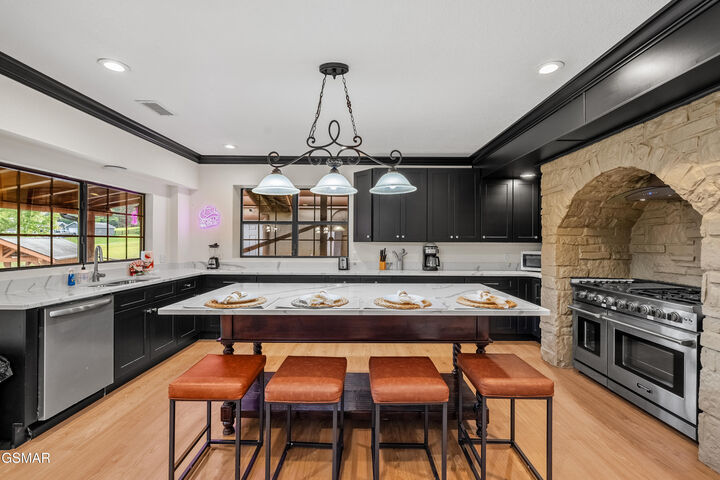 Property Photo:  2803 Mary Ridge Farm Road  TN 37862 