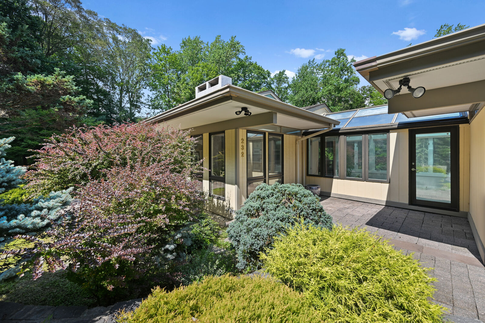 Property Photo:  232 Sleepy Hollow Road  CT 06840 
