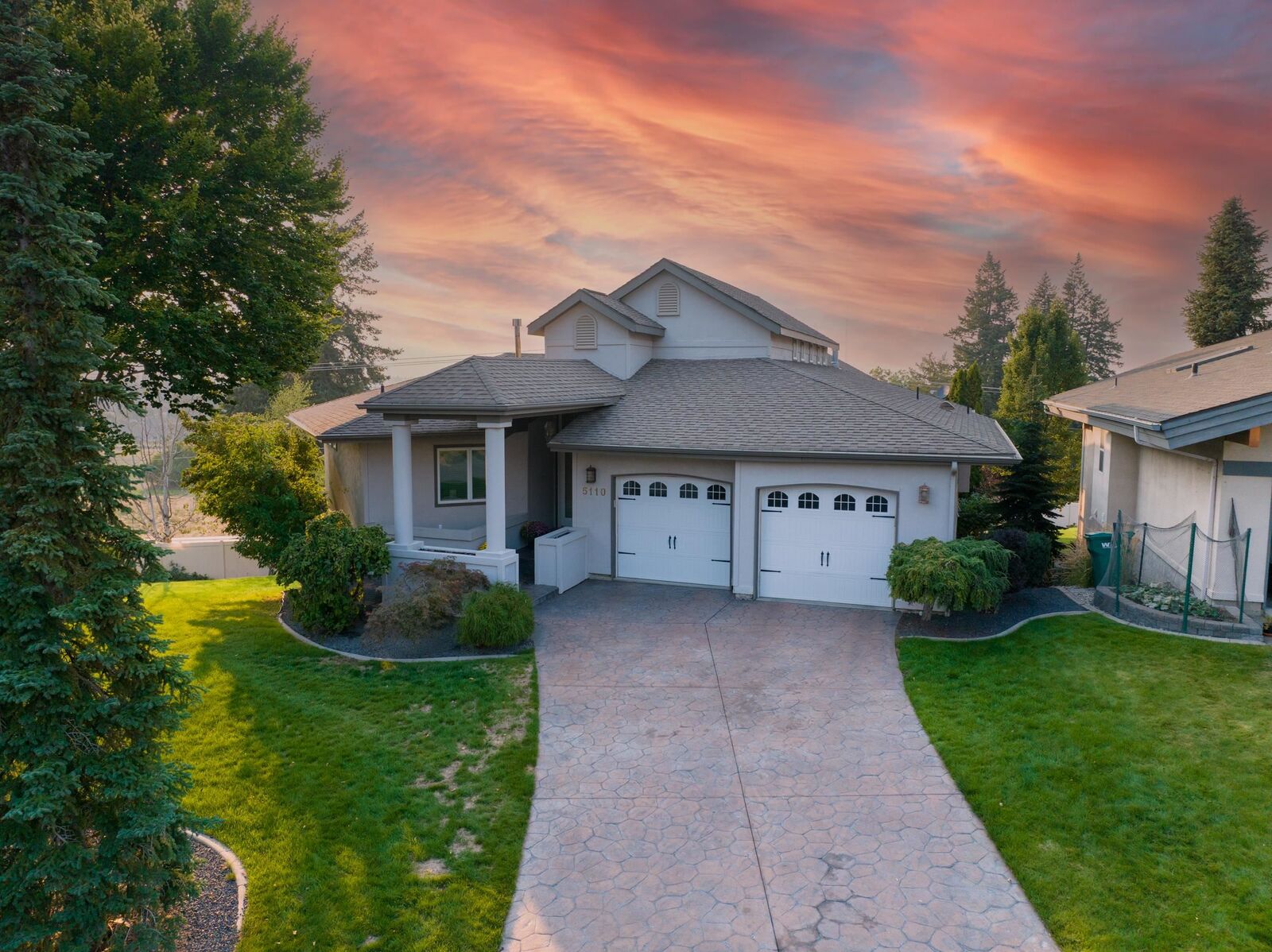 Property Photo:  5110 S Glenngrae Ct  WA 99223 