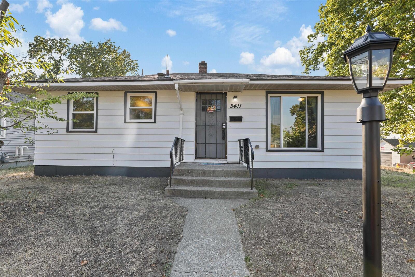 Property Photo: 5411 N Belt St WA 99205