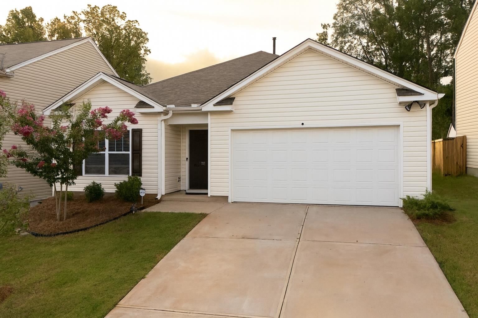 Property Photo:  112 Kernow Lane  SC 29673 