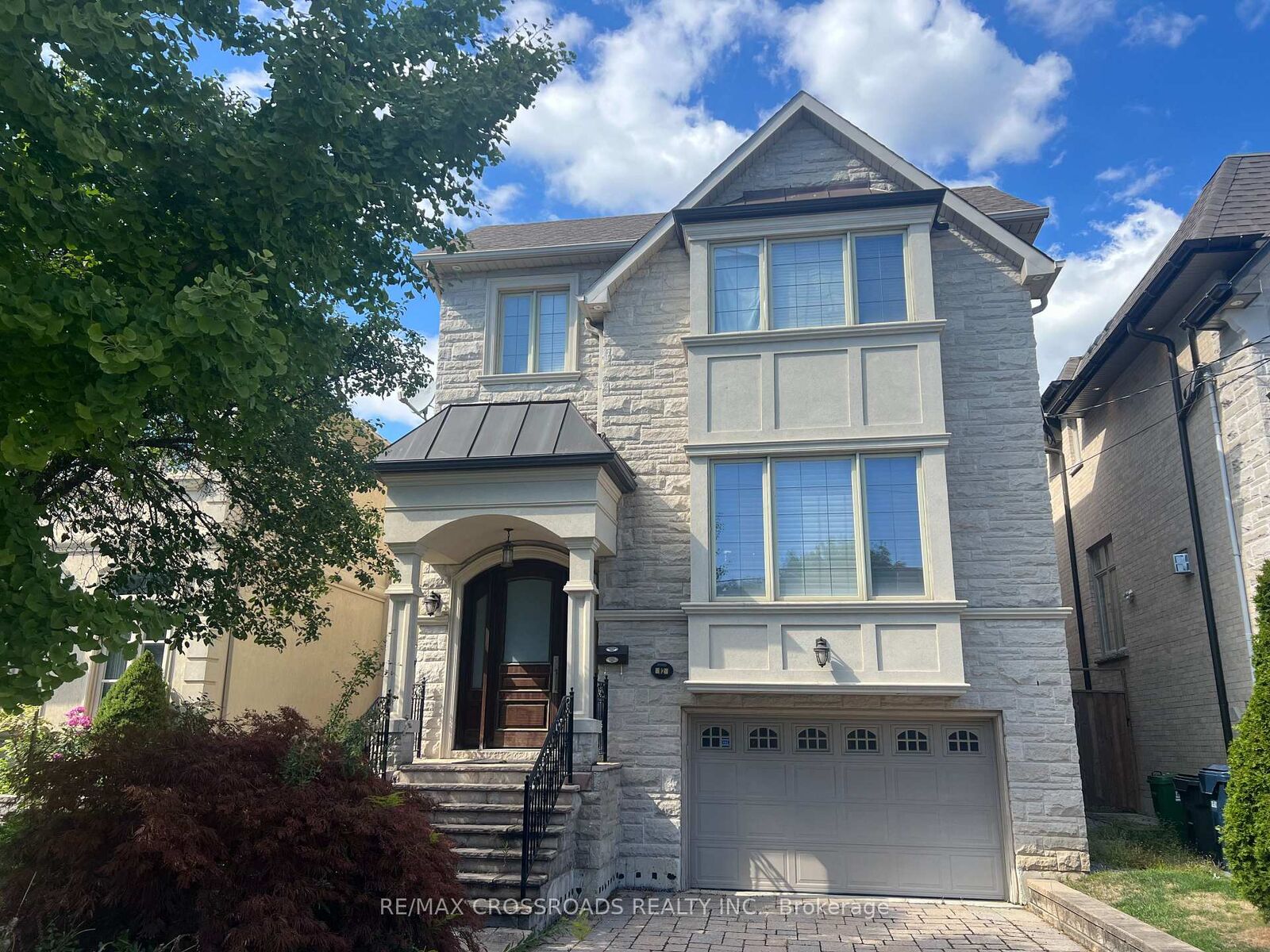 Property Photo:  82 Holmes Avenue  ON M2N 4M2 