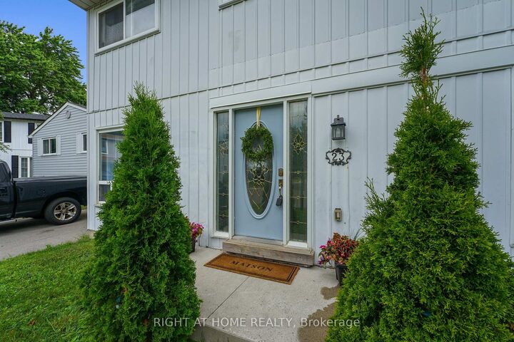 Property Photo: 23 Huntingwood Crescent ON L6S 1S5