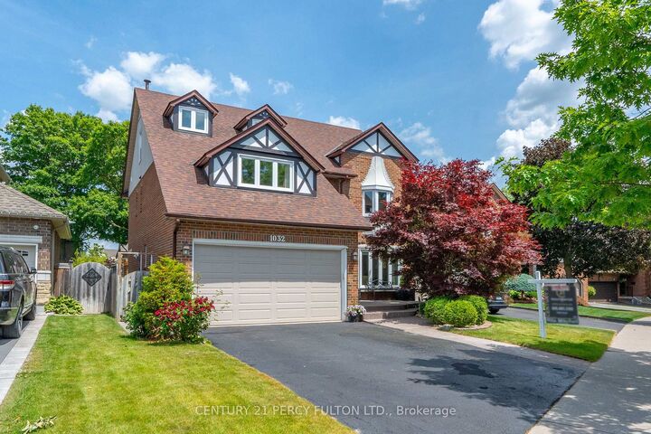 1032 Rambleberry Avenue  Pickering ON L1V 5X6 photo