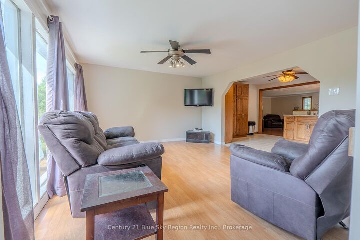 Photo de la propriété:  3174 Highway 17 N/A E  ON P0H 1H0 