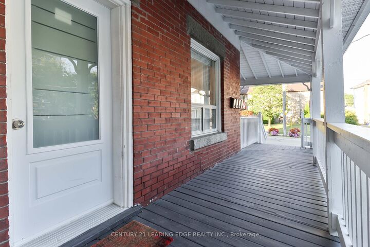 Property Photo: 487 Eagle Street C ON L3Y 1K7