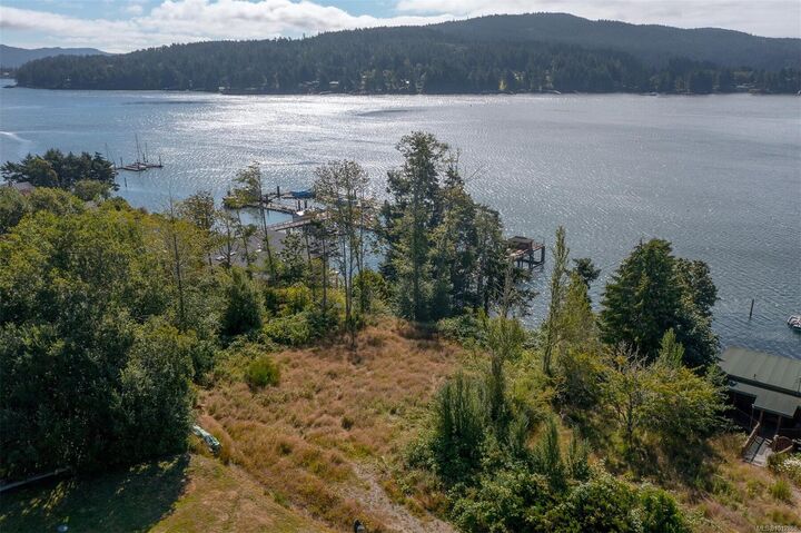 Property Photo: 1935 Murray Rd BC V0S 1N0